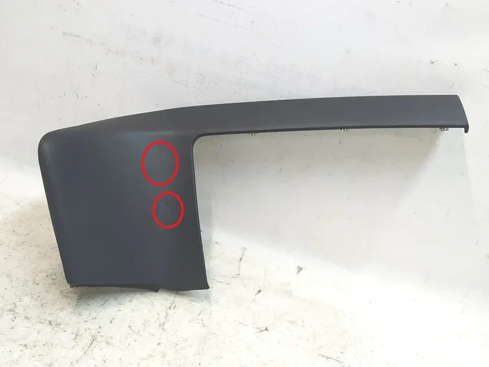 中心面板覆盖右下方 NAPPA GRAIN MAMMOTH LEATHE (LTHR BLK) 有损坏 Tesla Model S、Model S REST、Model X 1002310-01-E