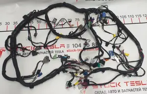 Електропроводка інструментальної панелі (торпедо) AWD Tesla S REST 1004422-04-T