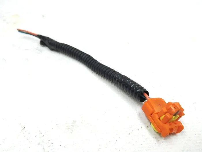 2 1004532-01 Connettore cablaggio squib cintura di sicurezza Tesla Model XS REST 1004532-05-F