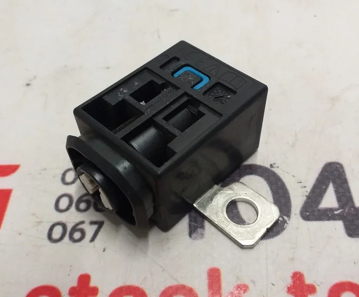 12 Accuhouder wit Tesla Model S, Model S REST, Model X 1004635-00-A