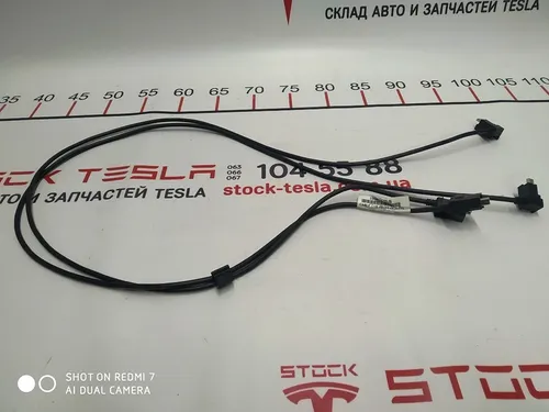 Проводка (USB) консолі (комплект 2 шнура) Tesla model S, model S REST 1004815-07-C