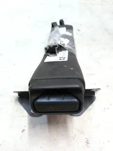 Замок ременя безпеки сидіння водія BLK Tesla model S REST, model X 1005990-05-G