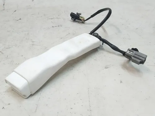 乘客安全带城堡白色（氧化）特斯拉模型S，型号休息，型号X 1005991-07-H