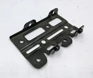 Кронштейн кондиціонера компресора верхній Tesla model S 1006079-00-D