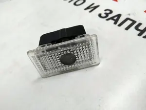 Ліхтар підсвічування карти двері з проекцією логотипу "Tesla" Tesla" Tesla all models 1007151-70-Z