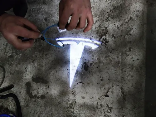 Ліхтар підсвічування карти двері з проекцією логотипу "Tesla" Tesla" Tesla all models 1007151-70-Z