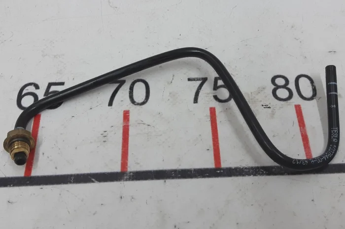 4 Ventilblockrohr für Luftfederung (klein) Tesla Modell S 1007844-00-B