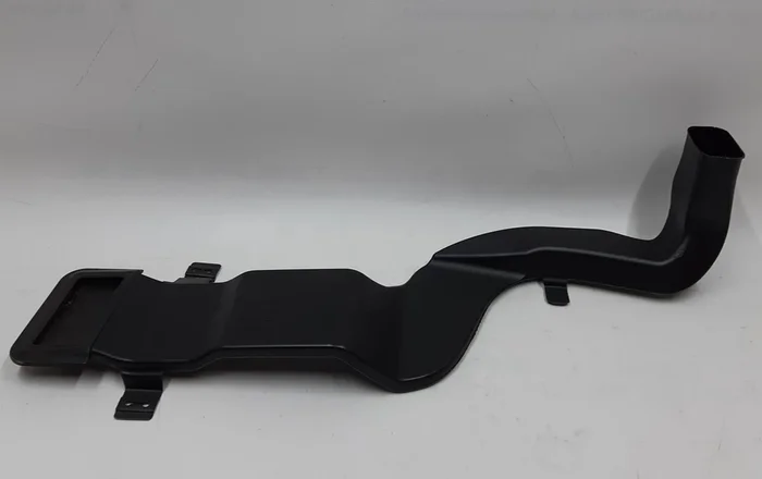 16 Pravé spodní vnitřní vzduchové potrubí Tesla model S, model S REST 1008450-00-I