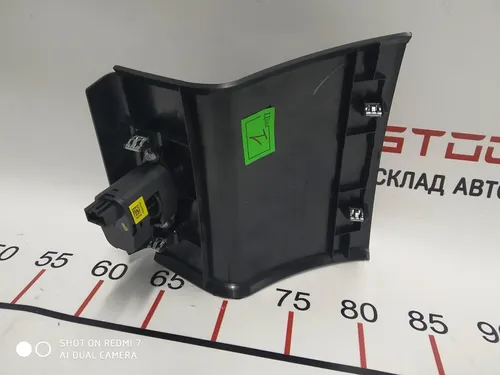 20 Plastová přední středová konzola s ventilátorem, teplotní čidlo Tesla model S, model S REST, model X 1060876-00-A