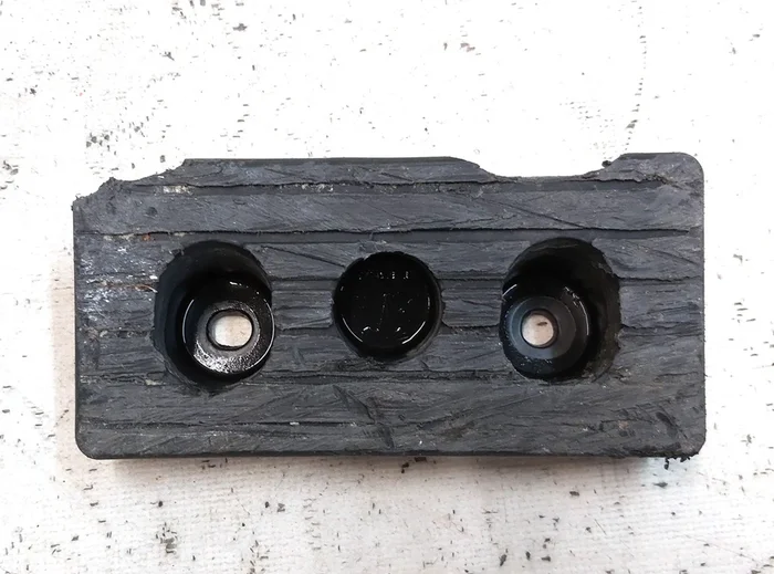 损坏的千斤顶主体后跟 Tesla model S、model S REST 1009124-00-C