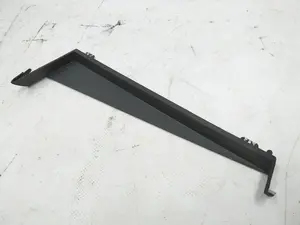 11 Обмежувач килимка центральної консолі Tesla model S 1009246-00-D