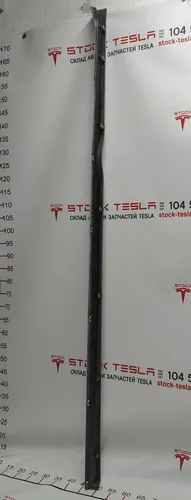 6 Door sill molding right decorative (plastic) PBCW Tesla model S, model S REST 1012217-00-G