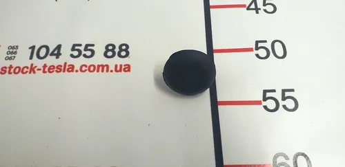 5 Bullone di regolazione del vano motore (fungo) 6MM Tesla modello S, modello S REST 1012602-00-E