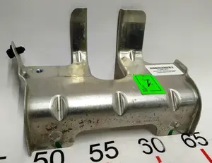 Кронштейн кріплення блоку запобіжників Tesla model S 1013650-00-E