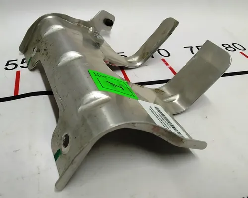 Кронштейн кріплення блоку запобіжників Tesla model S 1013650-00-E