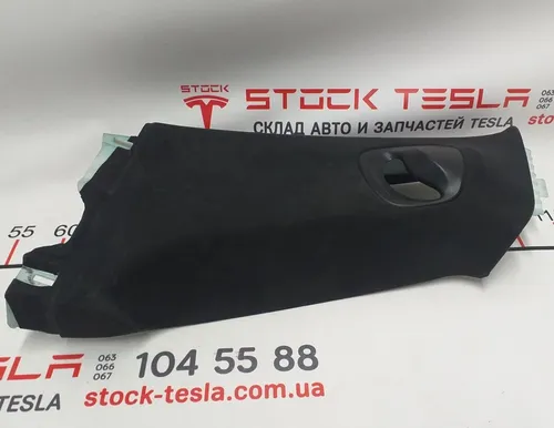 15 1021612-02-A Sovrapposizione montante B in alto a sinistra in Alcantara nera, per auto Tesla. Uno dei componenti di rivestimento interno che migliora l'esperienza visiva e interna di un veicolo elettrico statunitense. Si tratta di parti originali p