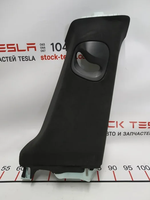 15 Obložení B sloupku vpravo nahoře černá Alcantara Tesla model S REST 1021613-92-A