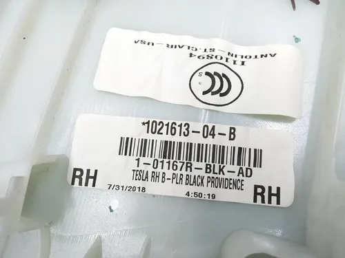 Verkleidung B-Säule oben rechts schwarz Textil Tesla Modell S REST 1021613-04-B