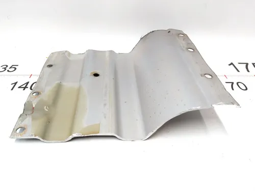 Práh čtvrtkových předních levých dveří (fragment) vnější díl (panel) Tesla Model S, Model S REST 1024199-S0-B