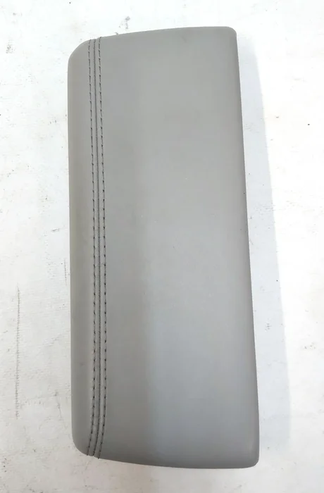 Konzolová loketní opěrka LEA GREY pravá Tesla model S, model S REST, model X 1046444-04-D