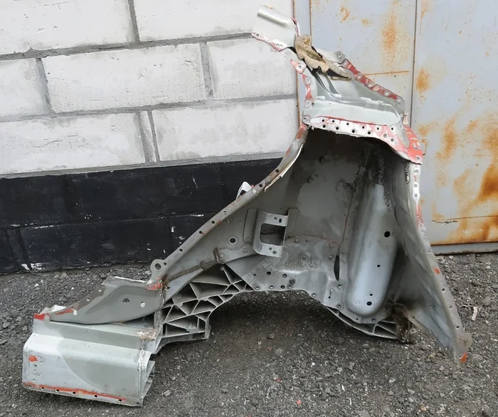 Čtvrtinová zadní levá skleněná vnitřní část RWD Tesla model S REST 1024368-S0-A