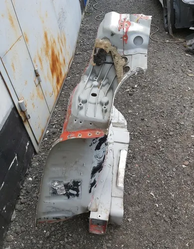 Čtvrtinová zadní levá skleněná vnitřní část RWD Tesla model S REST 1024368-S0-A