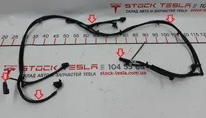 Електропроводка форсунок склоомивача з підігрівом Tesla model S REST 1025202-00-C