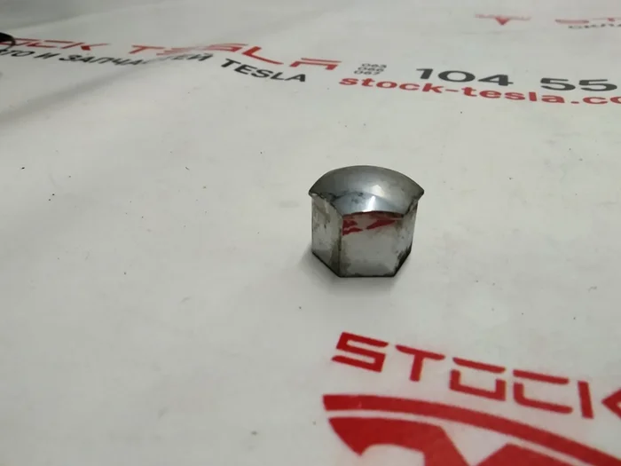 9 Krytka matice kola chromová Tesla model S, model S REST, model X, model 3 1027011-00-A