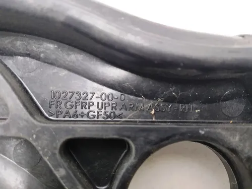 Prawe ramię (podkowa) Tesla model X 1027327-00-D