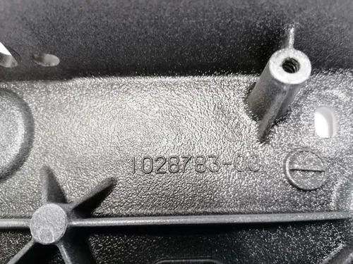 7 Панель верхня двері задньої правої Tesla model X 1028769-00-L