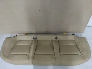 3 Диван другого ряду сидінь (без підігріву) PERF TAN Tesla model S 1030571-03-A