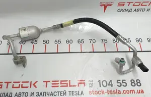 Tubo radiatore aria condizionata sinistro con essiccatore e sensore Tesla modello X 1032196-00-E