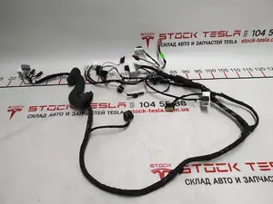 Kabeláž hlavních předních levých dveří Tesla model X 1032432-00-G