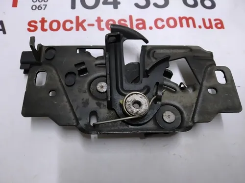 1 Kalechelås Tesla model S REST, model X, model 3 1033011-00-G