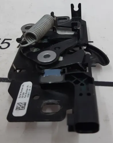 1 发动机罩锁 Tesla model S, model S REST, model X, model 3 1033011-00-G