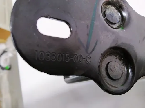 4 Hættelås hængsel (enkelt) AWD Tesla model X 1033015-00-E