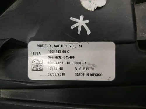 Reflektor główny prawy UP LEVEL (USA) z uszkodzeniem Tesla model X 1034315-00-F