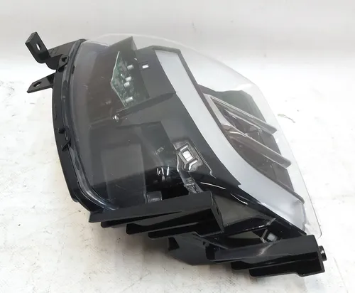 Фара протитуманна права EU UP-LEVEL Tesla Model X 1034329-00-C