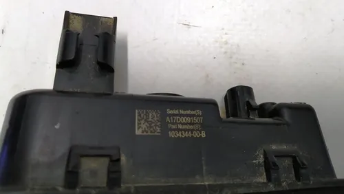 6 Levý blinkr (kamera) CHROME Tesla model S REST, model X 1034344-00-D