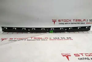 Wspornik tylnego zderzaka centralny Tesla model X 1034844-00-C