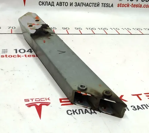 Чверть передня ліва розпірна балка підсилення лонжерону Tesla model X1069430-S0-C