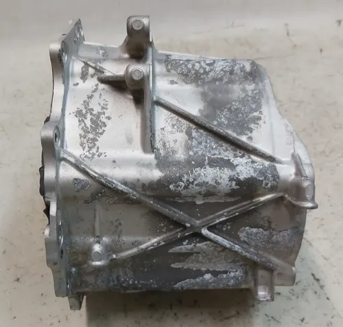 Le couvercle avant (Pan) du moteur avant 1035000 Tesla Model S Rest, modèle X 1036109-01-C