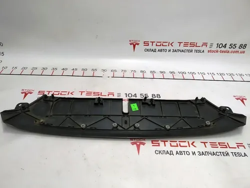 1 Underhuv plastlåda fram Tesla Model X 1036234-00-F