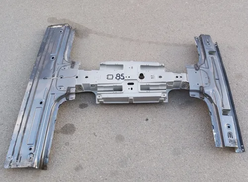 Středová podpěra střechy (hřeben) s přídavnými fragmenty Tesla model X 1069459-S0-A