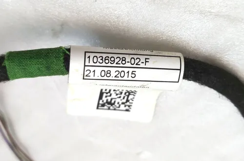 右前门接线 Tesla Model X 1036928-02-F