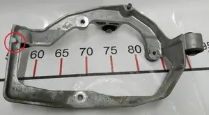 Кронштейн компресора кондиціонера AWD із пошкодженням Tesla model X S REST 1037854