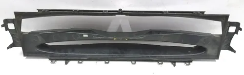 1 中央散热器（雷达下方）的前橡胶盖损坏特斯拉模型 S 1038208-00-B