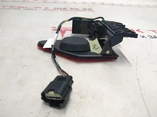 전기 충전 포트 해치 Tesla model X S REST 1038548-00-I
