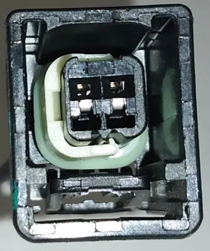 Панель з датчиком закриття задніх правих дверей задня Tesla model X 1041595-00-F