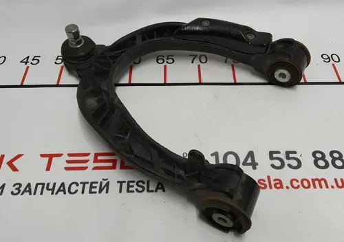 Övre främre vänstra spak (hästsko) RWD AWD Tesla Model 3, Model Y 1044321-00-J